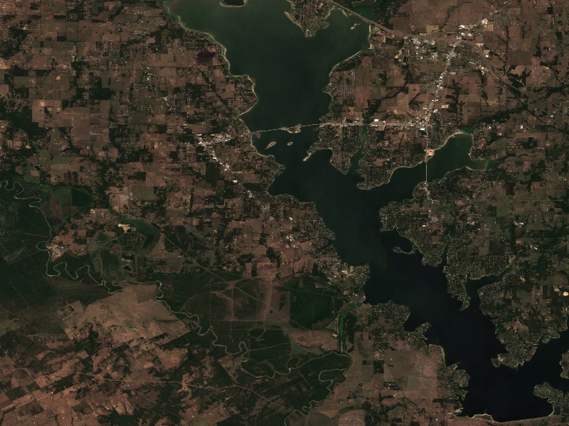 Copernicus Sentinel-2 true-color satellite capture of Cedar Creek Lake