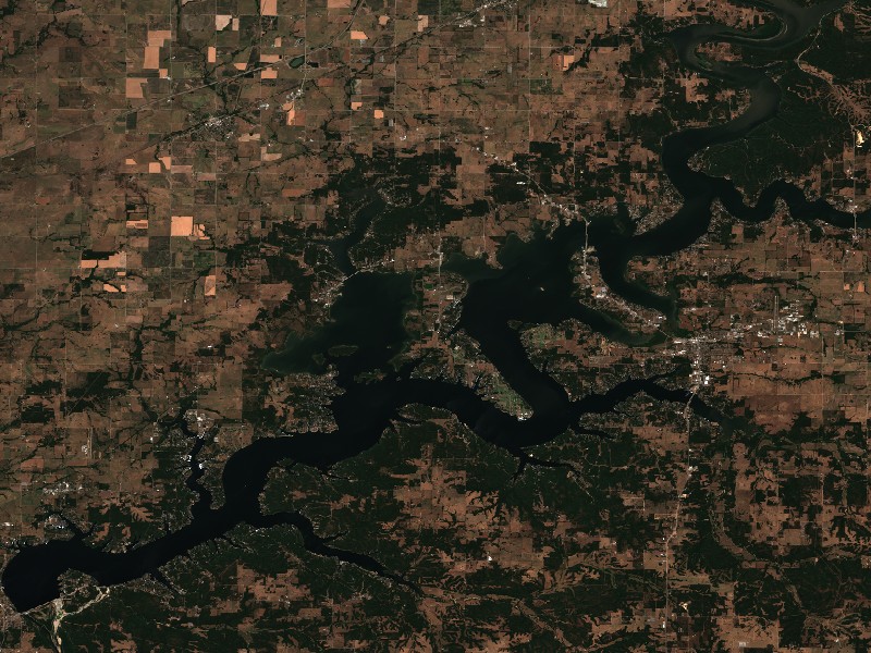 Copernicus Sentinel-2 true-color satellite capture of Grand Lake o' the Cherokees